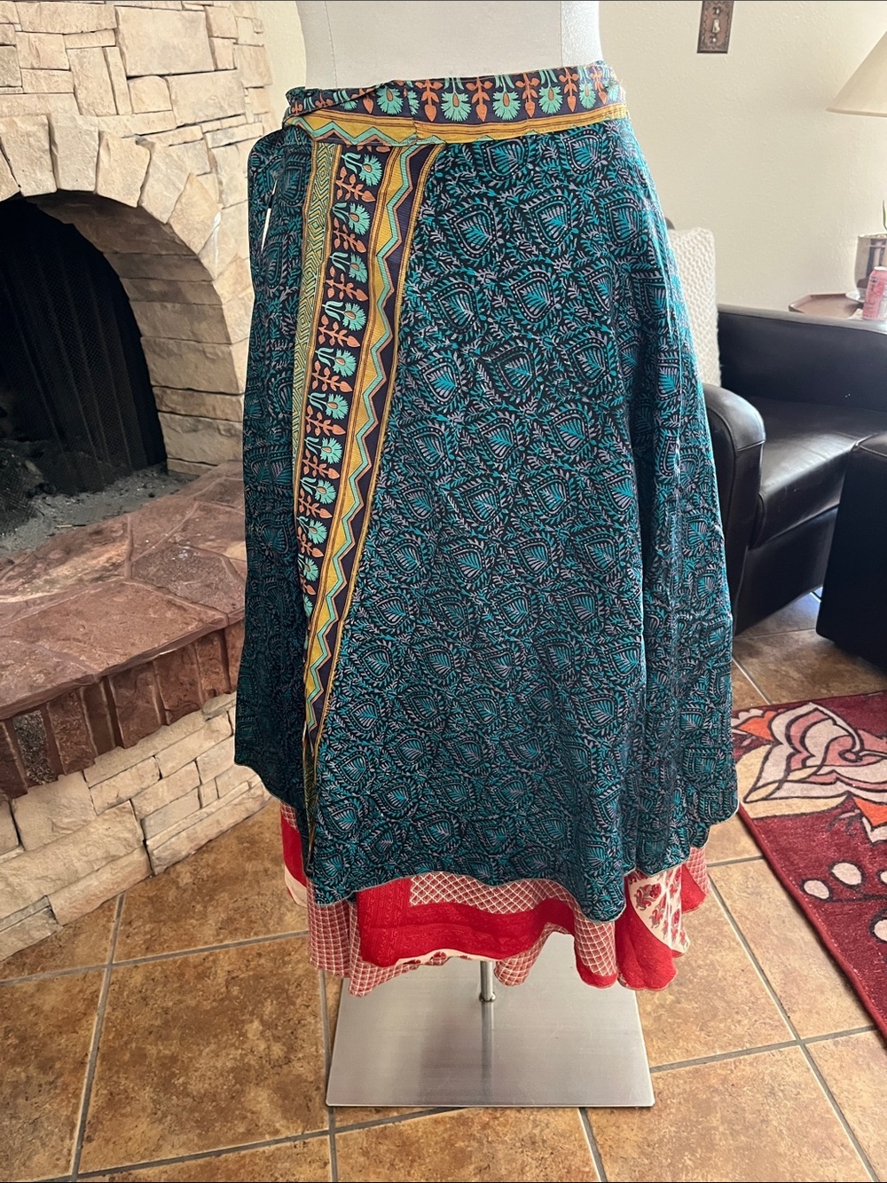 Darn Good Yarn Sari Reversible Silk Wrap Skirt Ankle M (4-22)